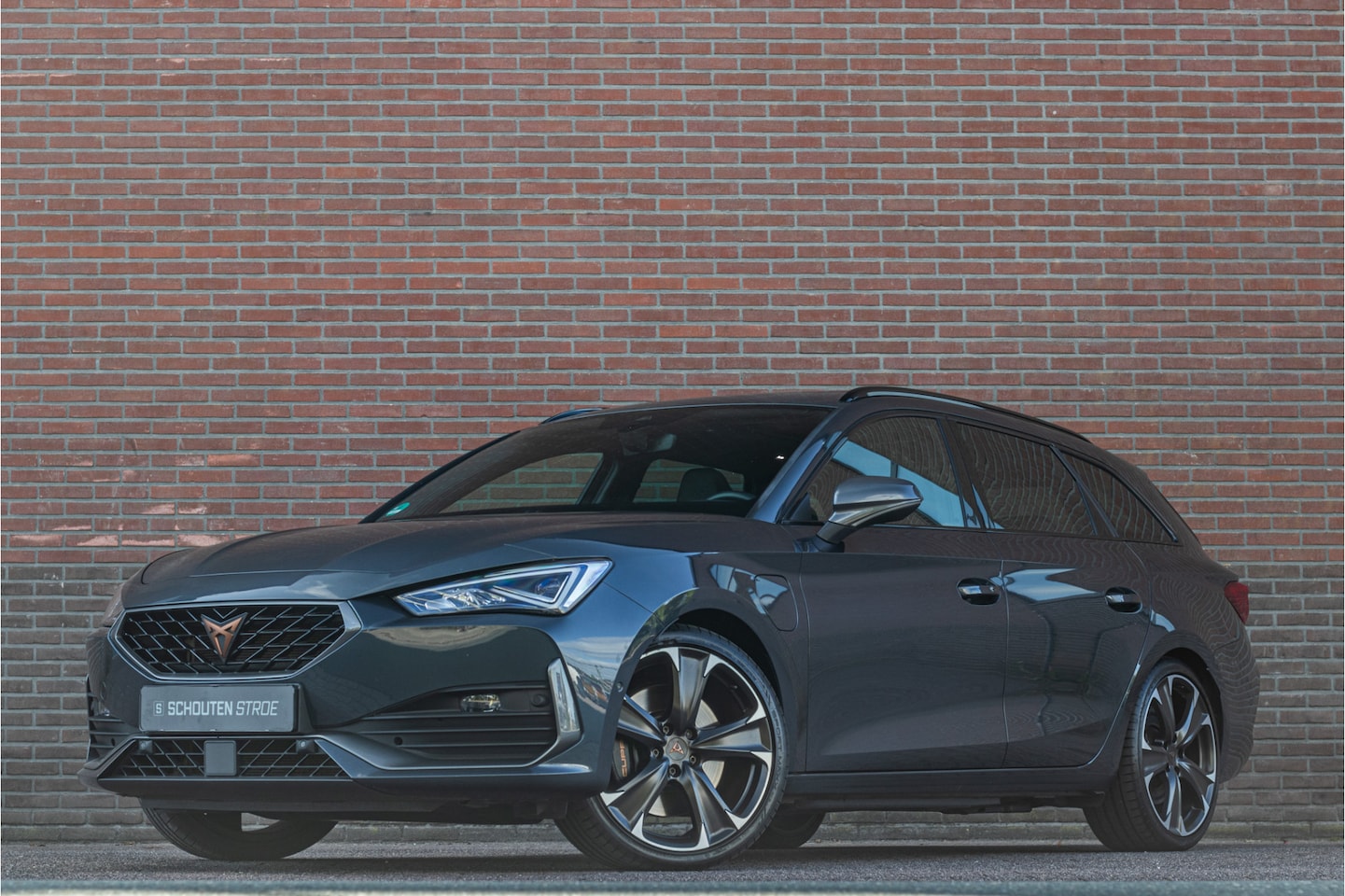 CUPRA Leon - 1.4 e-Hybrid 245pk VZ, Panoramadak, Carplay, Stoel & Stuurverwarming, Camera, Adaptive Cru - AutoWereld.nl