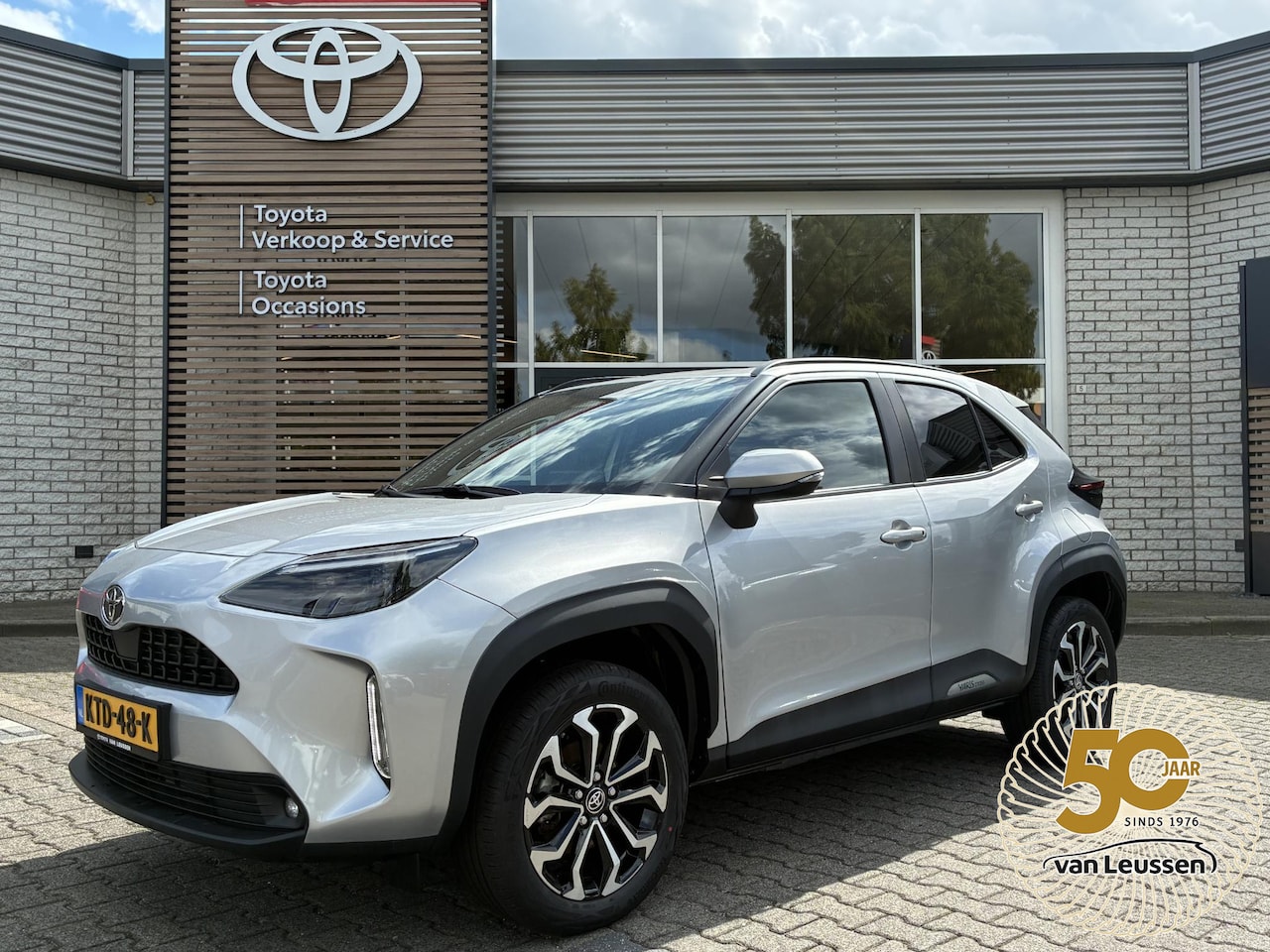 Toyota Yaris Cross - 1.5 Hybrid 115 DYNAMIC STOEL/STUURVERW KEYLESS 17'' LM-VELGEN CLIMA NAVI CAMERA APPLE/ANDR - AutoWereld.nl