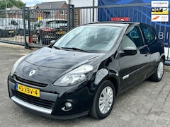 Renault Clio - 1.2 TCe Collection / AIRCO / CRUISE CONTROL / SENSOREN / NAP