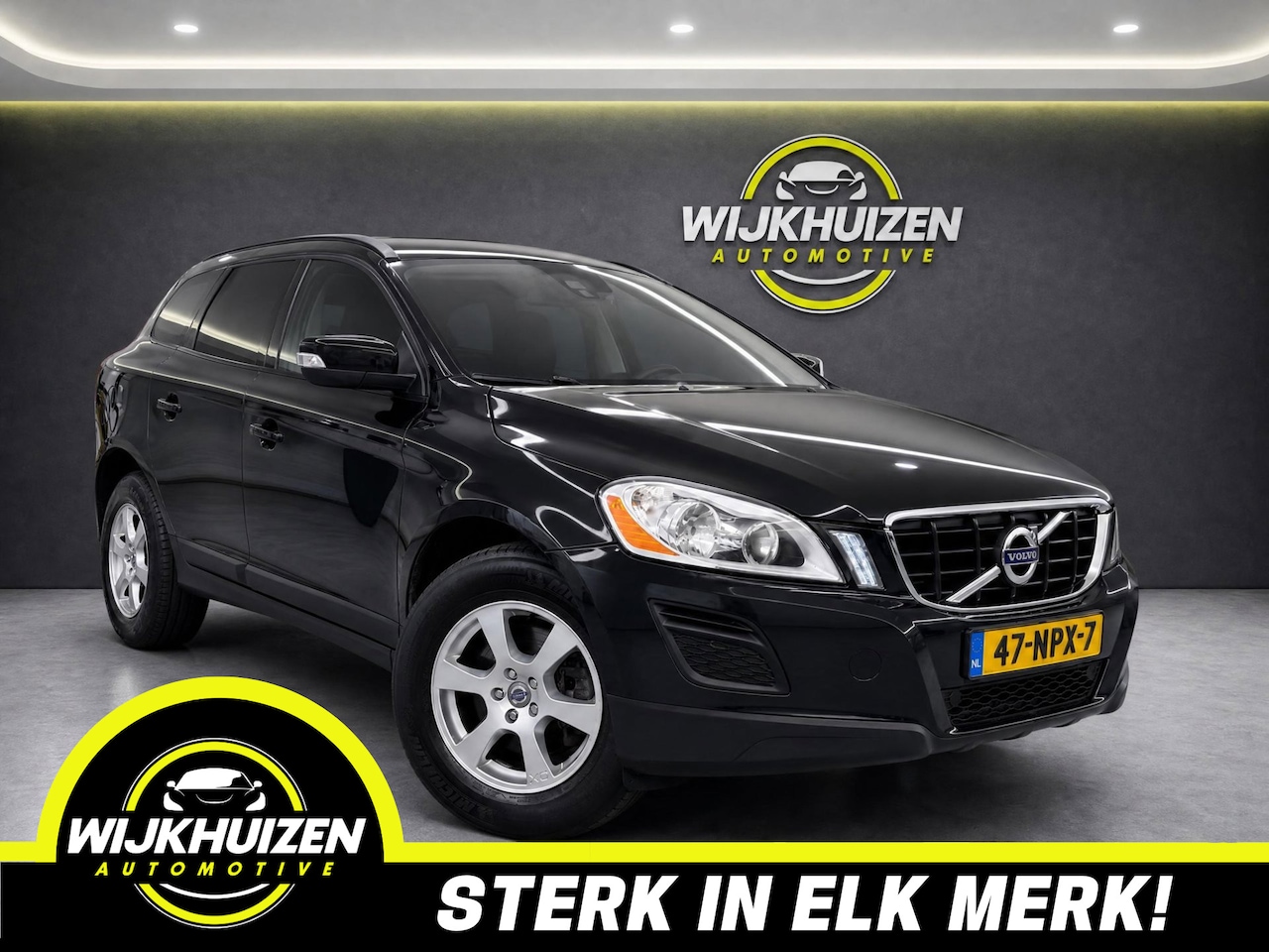 Volvo XC60 - 2.0T Kinetic Automaat met Climate !!! Navigatie !!! Trekhaak !!! Nap !!! - AutoWereld.nl