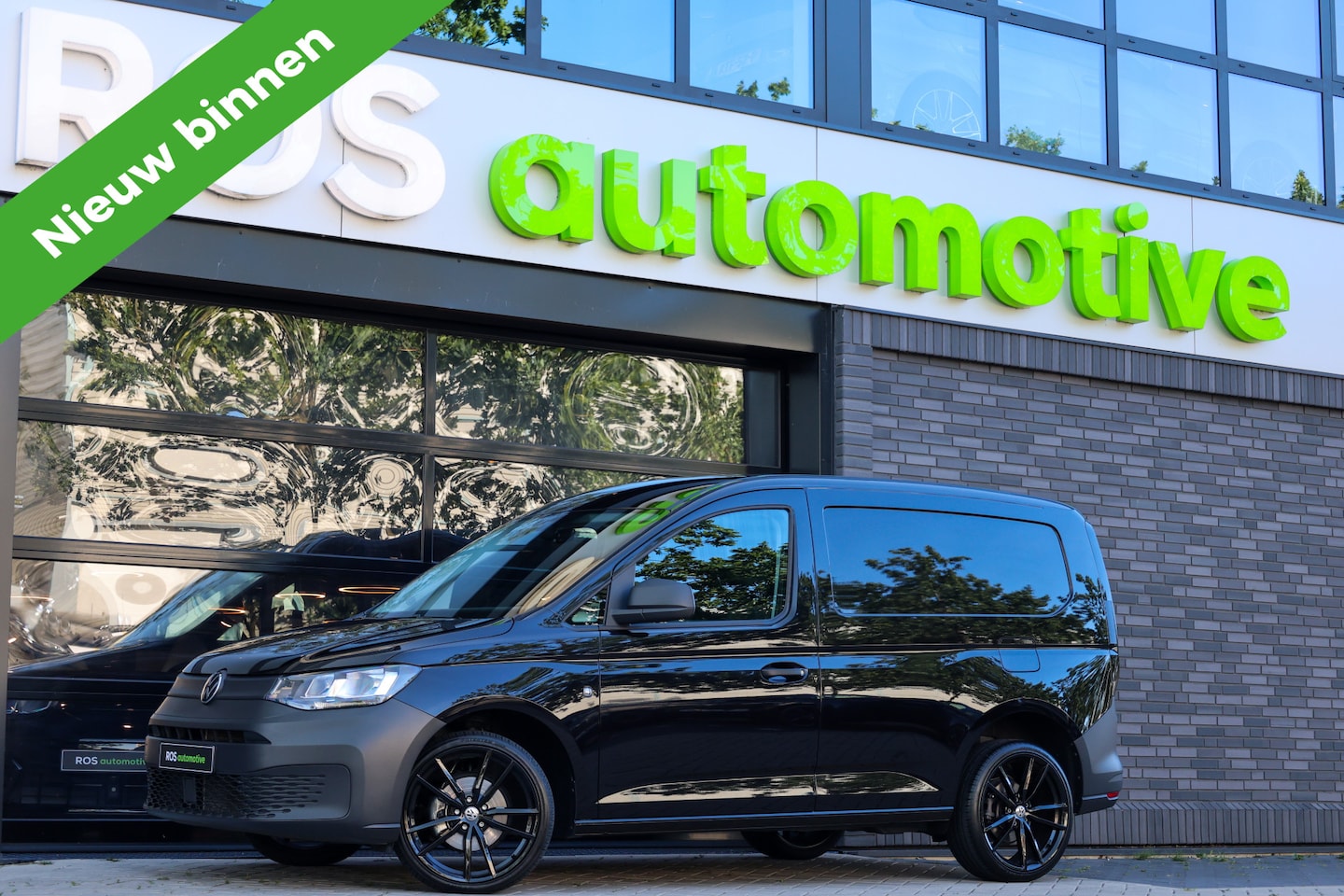 Volkswagen Caddy Cargo - 2.0 TDI Comfort | NAP! | BTW | STOELVERWARMING | CAMERA | CARPLAY | - AutoWereld.nl