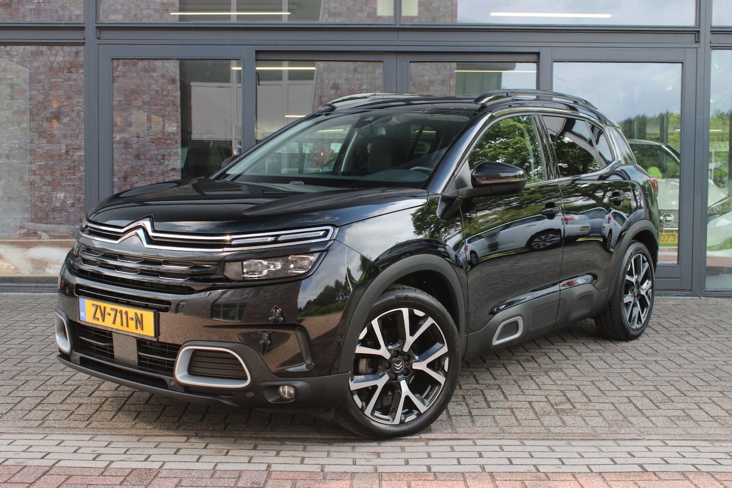 Citroën C5 Aircross - 1.2 PureTech Business Plus | Trekhaak | Adaptive-cruise | BLIS | Keyless | Stoelverwarming - AutoWereld.nl