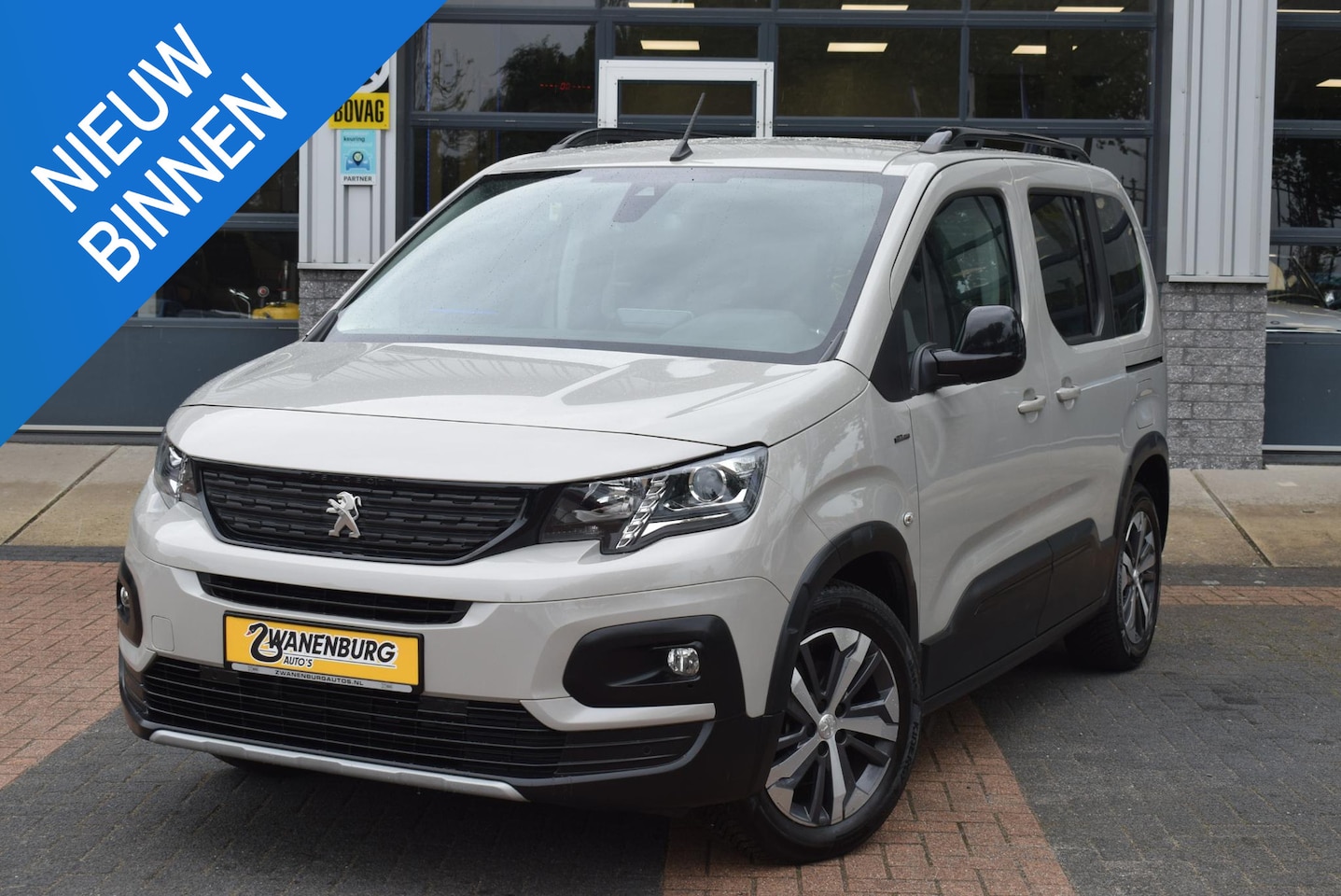 Peugeot Rifter - 1.2 Puretech GT-Line Navi Airco Camera Km 86.200!! - AutoWereld.nl