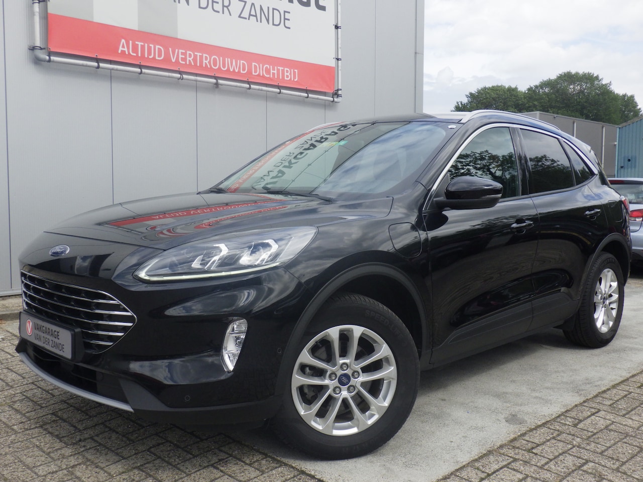 Ford Kuga - 2.5 PHEV AUT Plug-In Hybride Titanium, Camera, Cruise, Carplay, Stuur/Stoelverw! - AutoWereld.nl