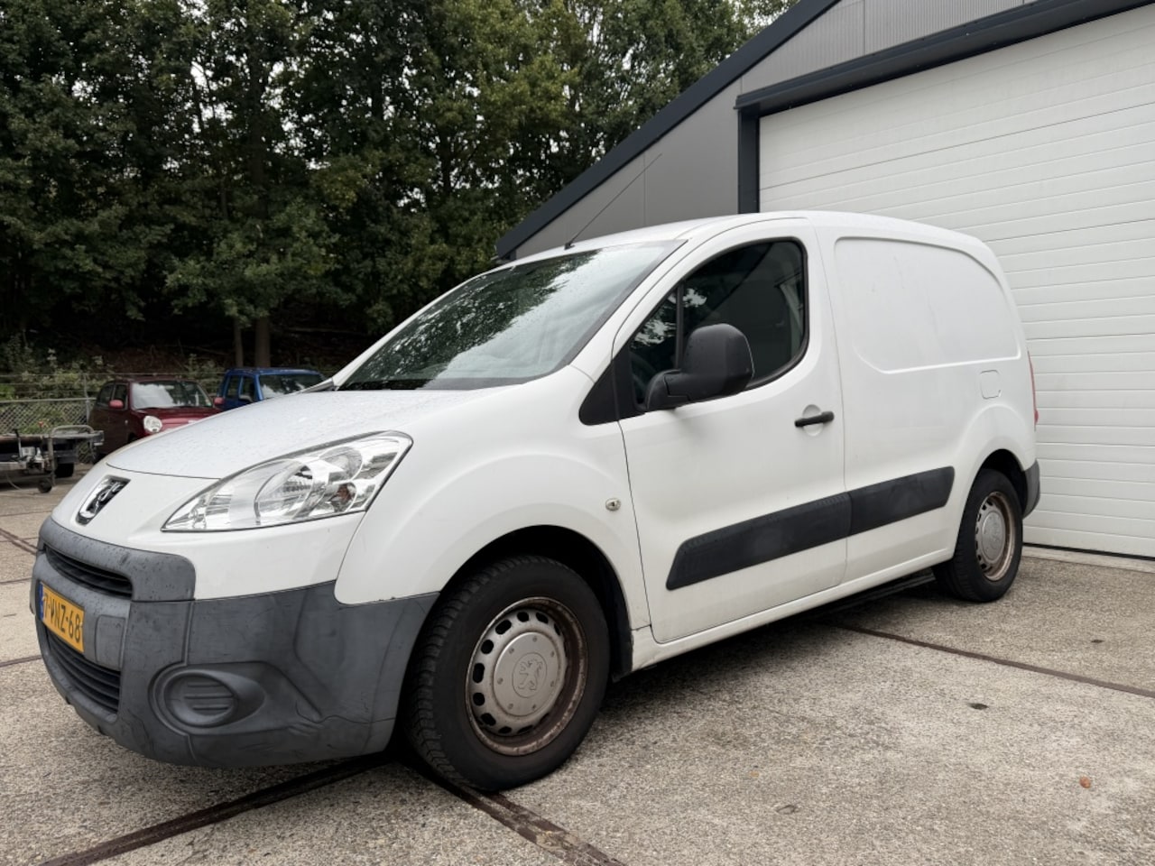 Peugeot Partner - 1.6 HDI L1XR Pr+ | Airco | Marge | bwjr 2011 - AutoWereld.nl