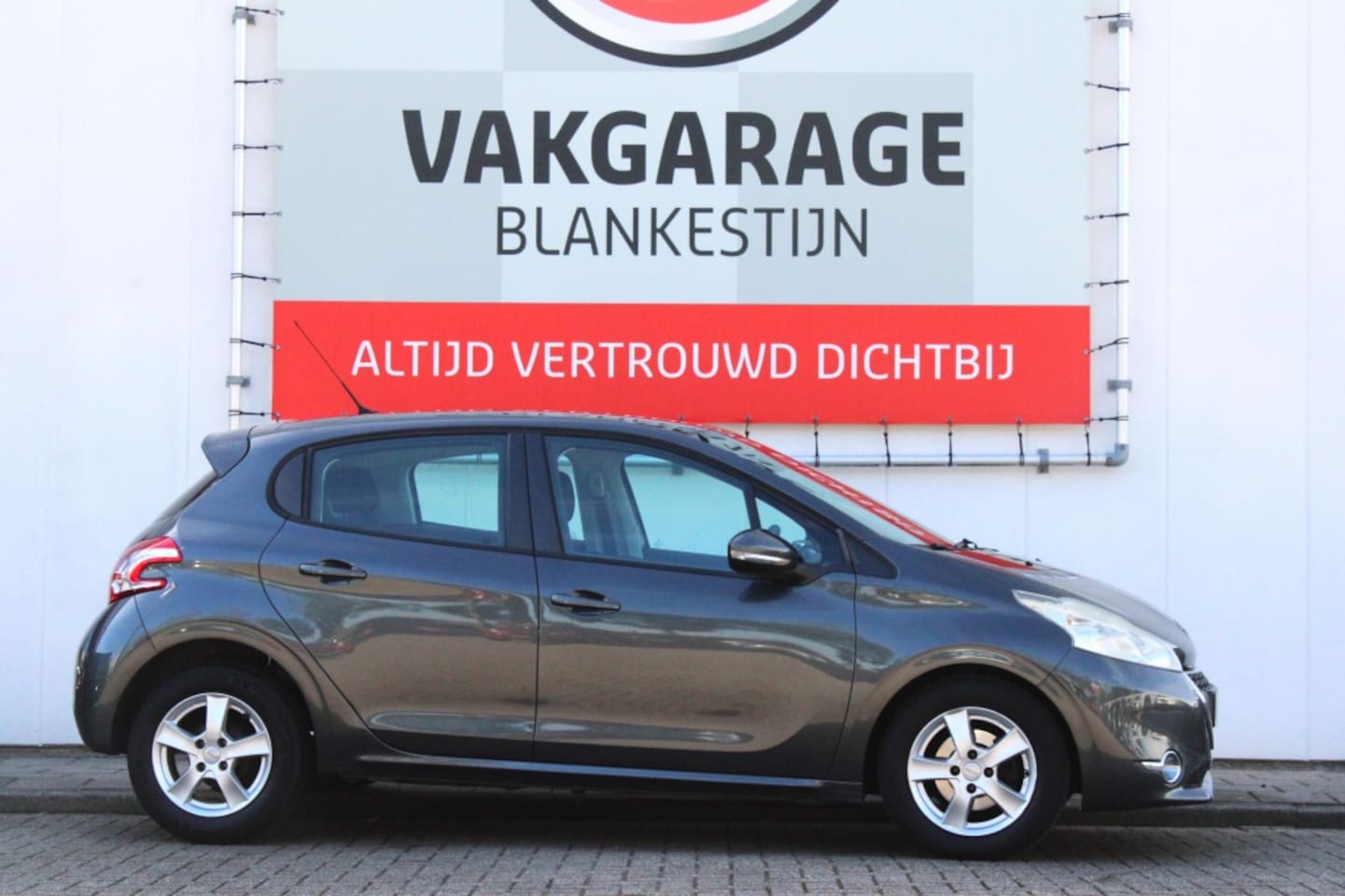 Peugeot 208 - 1.2 Vti Access 1.2 VTi Access - AutoWereld.nl