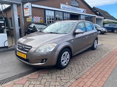 Kia Cee'd - 1.4 X-ecutive