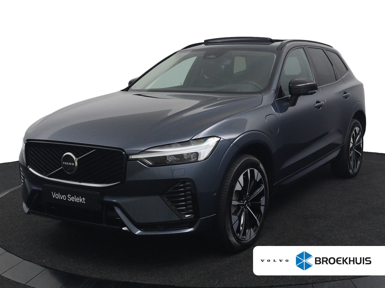 Volvo XC60 - 2.0 T6 Plug-in hybrid AWD Ultra Dark | Trekhaak | Luchtvering | Head-Up | 360 Camera | Ada - AutoWereld.nl