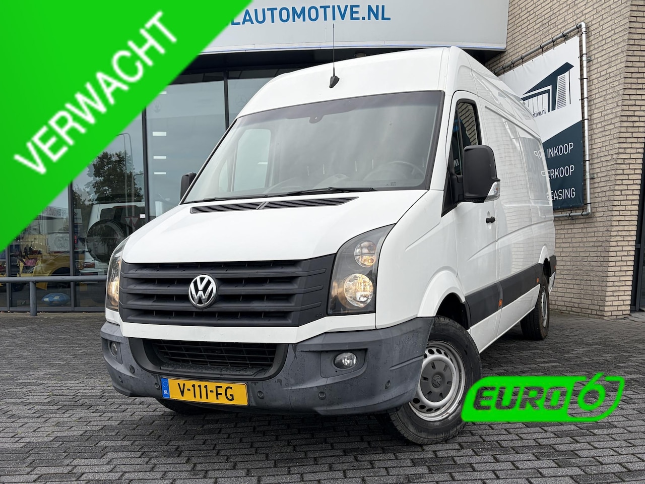 Volkswagen Crafter - 32 2.0 TDI L2H1*A/C*CRUISE*NAVI*PDC*3-PERS* - AutoWereld.nl