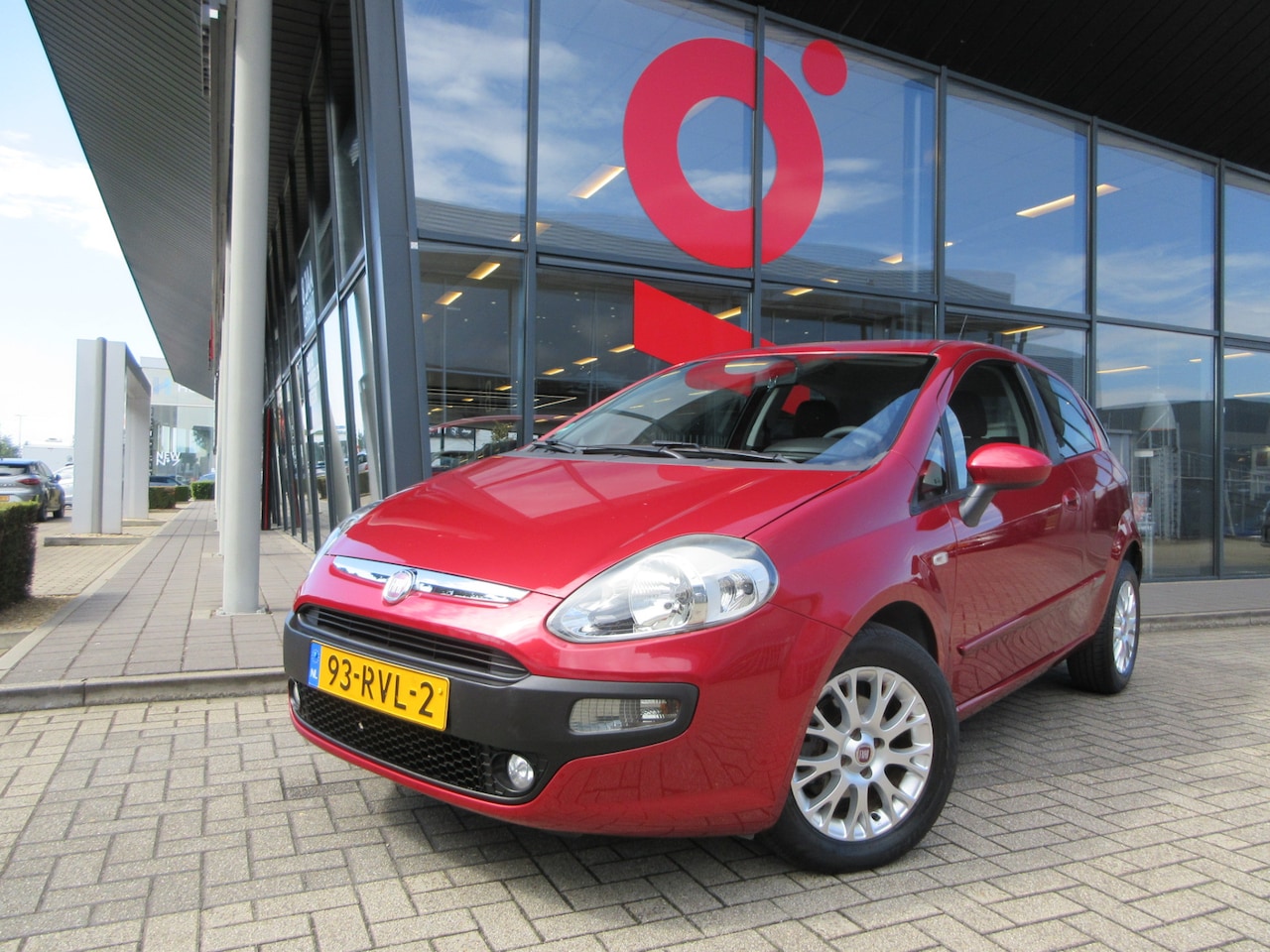 Fiat Punto Evo - 1.4 Dynamic AUTOMAAT 89.231 KM NAP !! - AutoWereld.nl