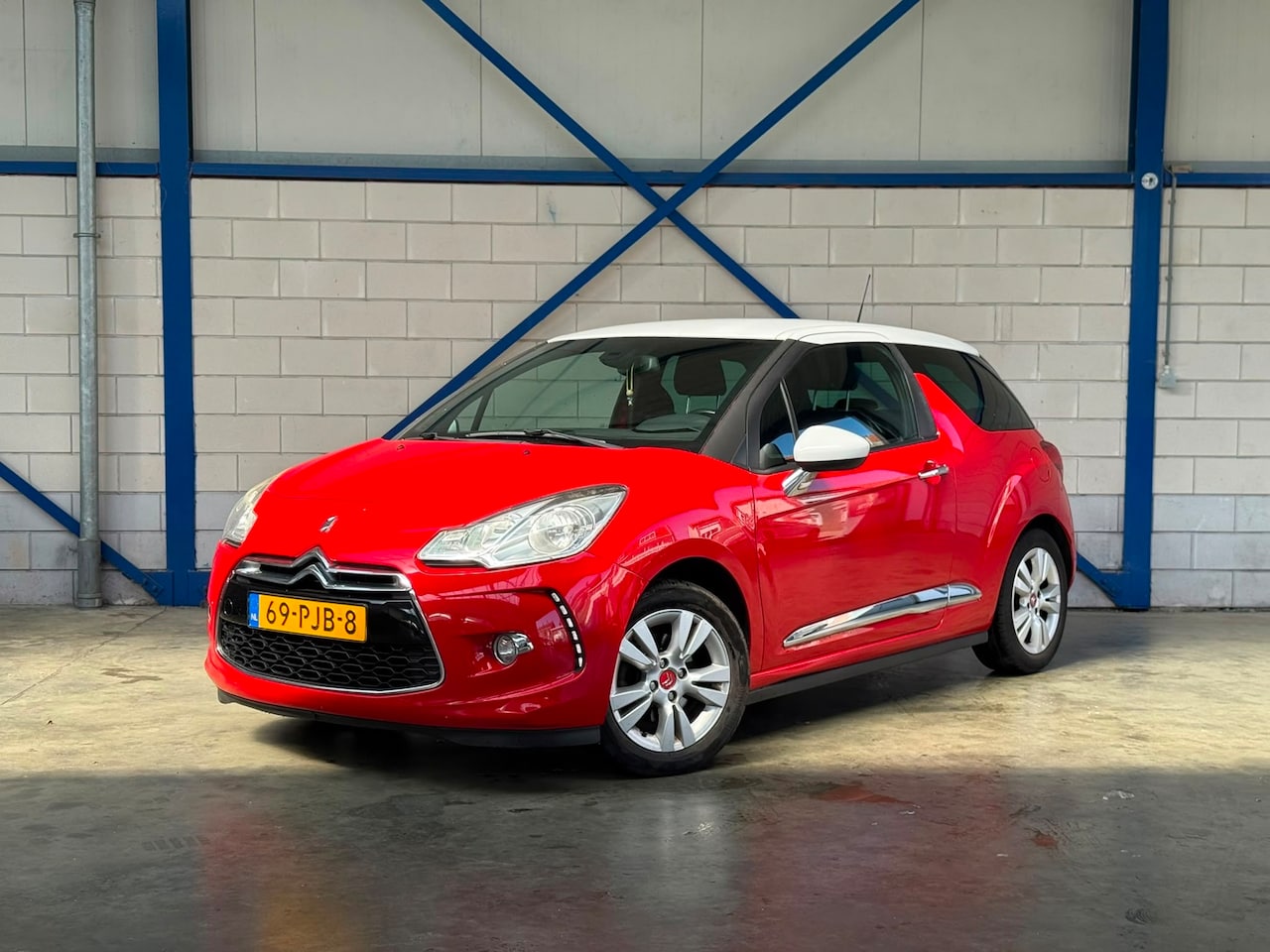 Citroën DS3 - 1.6 So Chic 1.6 So Chic - AutoWereld.nl