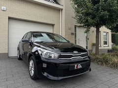 Kia Rio - 1.0 TGDI ComfortPlusLine Navi Carplay Camera CruiseControl DAB Clima Origineel NL