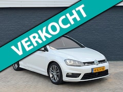 Volkswagen Golf - 1.4 TSI R-line PANO/DSG/LED
