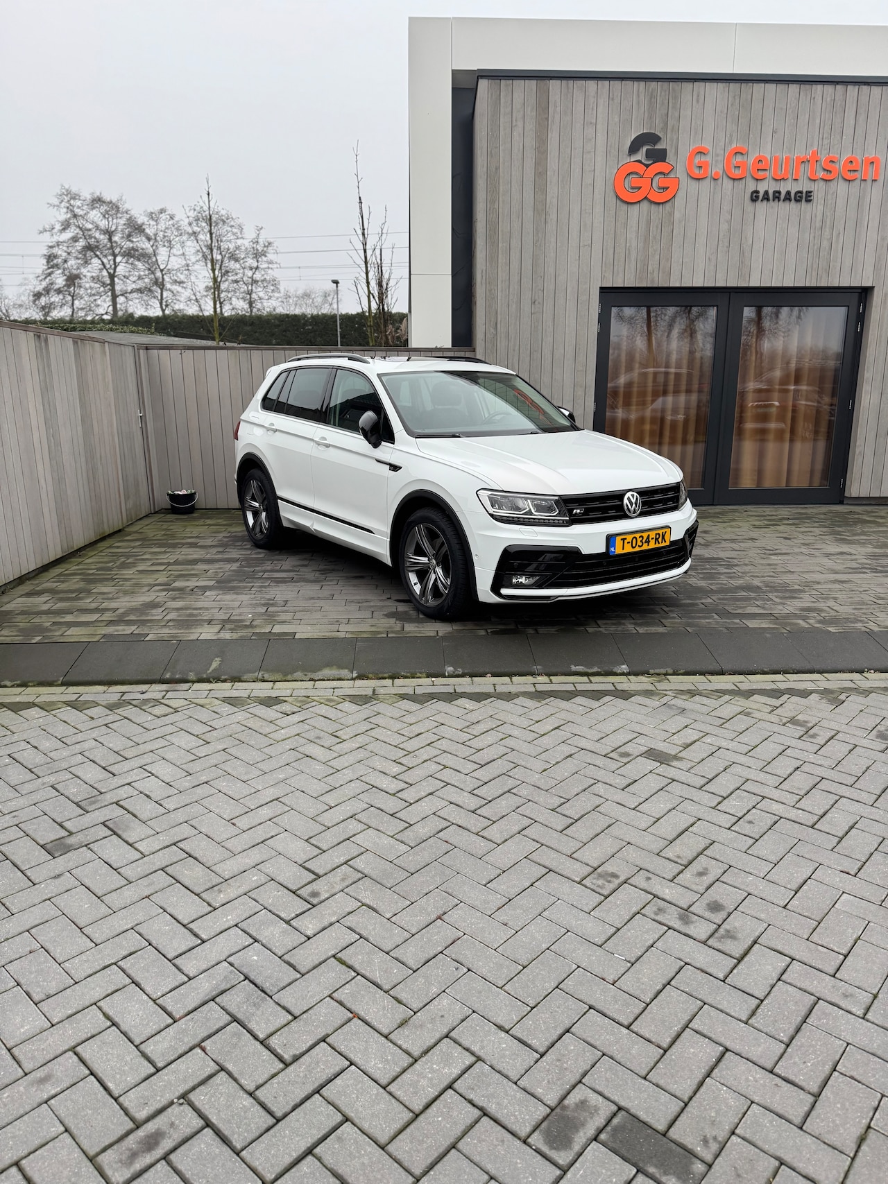Volkswagen Tiguan - 1.4 TSI ACT Comfortline Business R - AutoWereld.nl