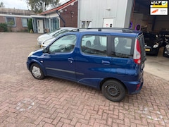 Toyota Yaris Verso - 1.3-16V VVT-i Luna AUTOMAAT