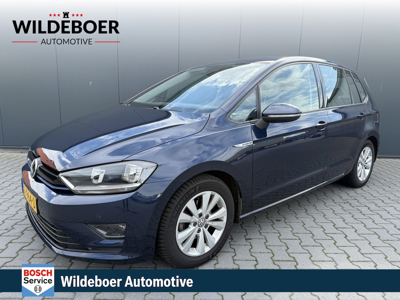 Volkswagen Golf Sportsvan - 1.0 TSI 116 PK + NAVI + CLIMA + CRUISE + PDC + TREKHAAK - AutoWereld.nl