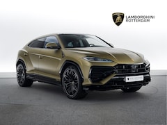 Lamborghini Urus - SE Xpel Stealth | Akrapovic
