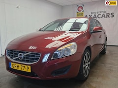 Volvo V60 - 1.6 T3 Summum AIRCO APK VOL OPTIES