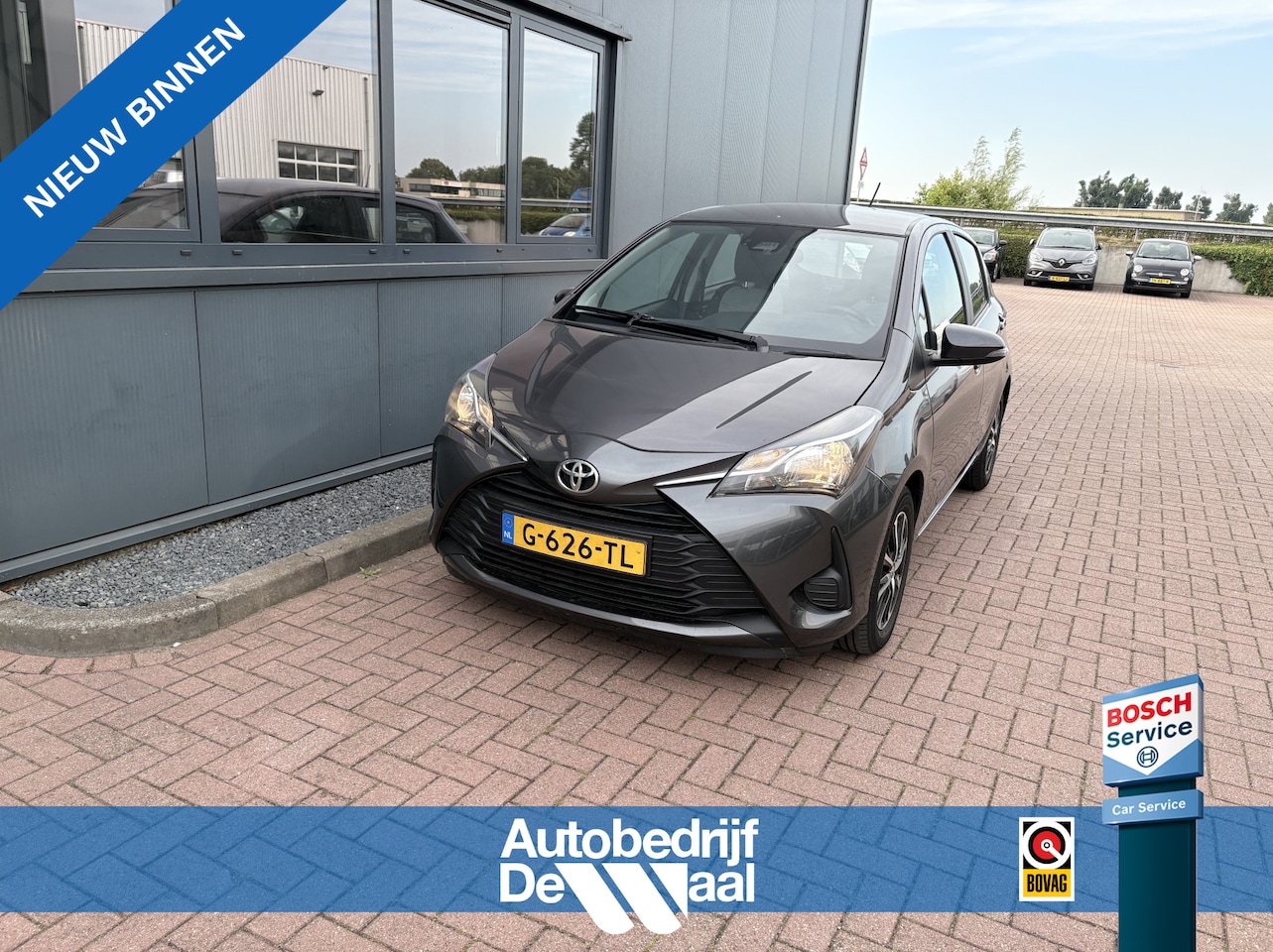 Toyota Yaris - 1.0 VVT-i Connect 5-drs. CAMERA/CARPLAY/AIRCO/15INCH - AutoWereld.nl