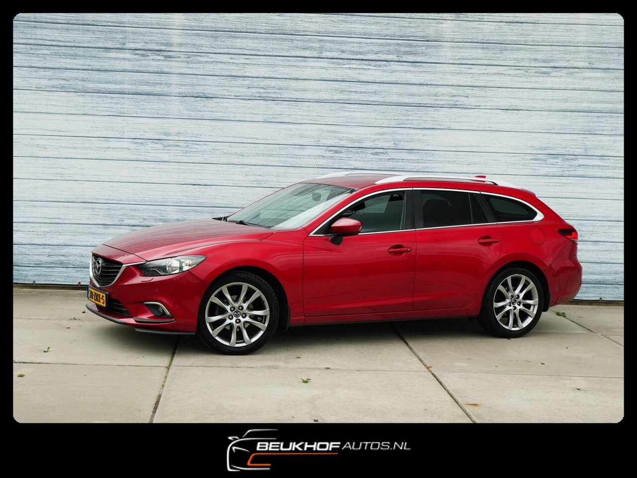 Mazda 6 Sportbreak - 2.0 TS+ Trekhaak Navi Stoelverwarming Cam - AutoWereld.nl