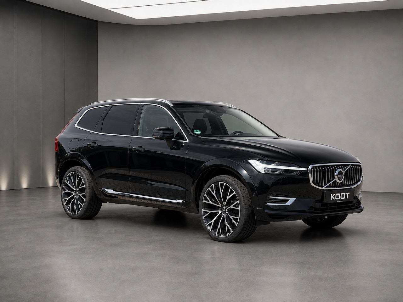 Volvo XC60 - 2.0 Recharge T6 AWD Inscription | SOH 95% | B&W | Luchtvering | 22” | Pano | HUD | 360° | - AutoWereld.nl