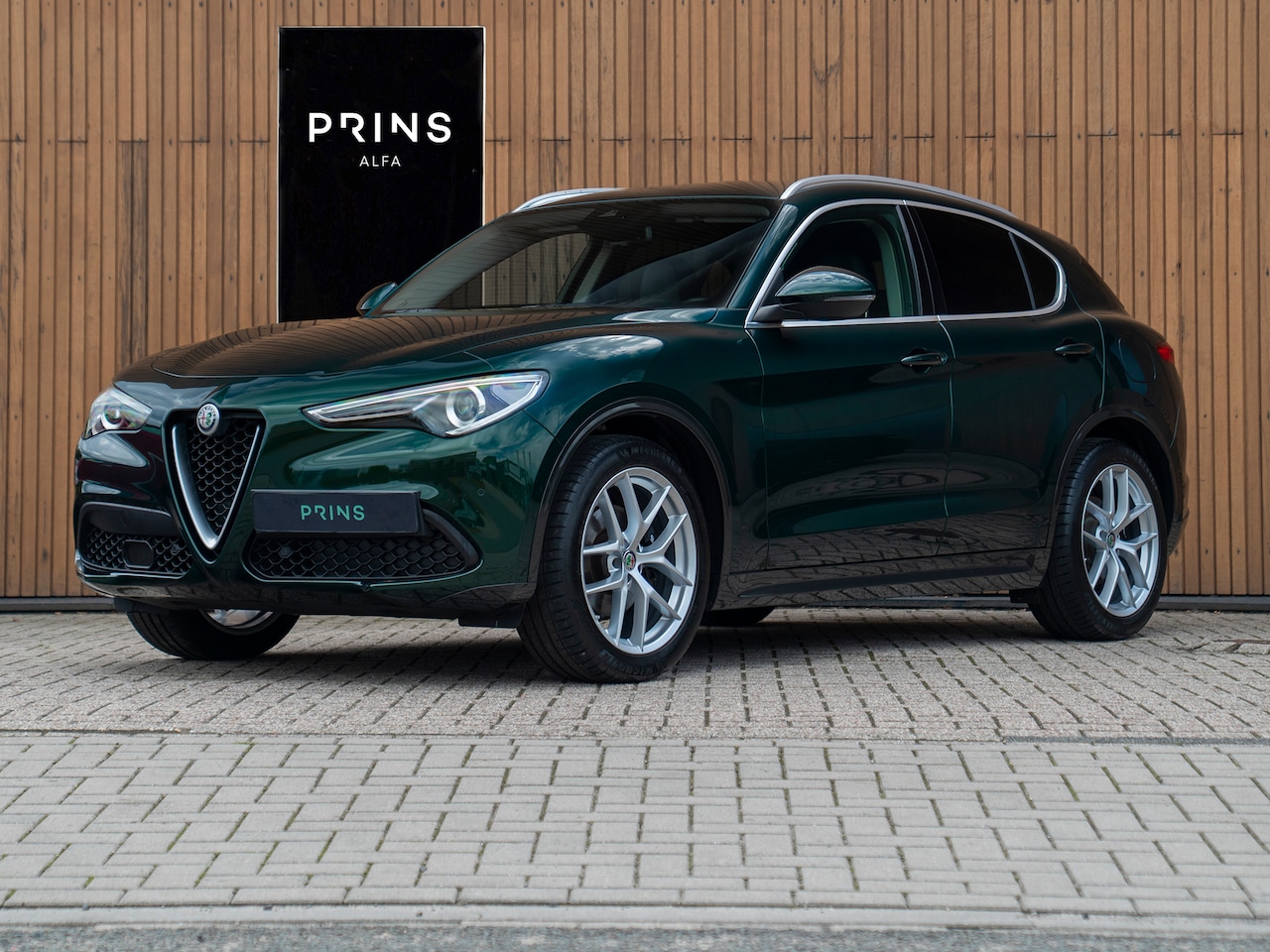 Alfa Romeo Stelvio - 2.0 T AWD Veloce 2.0 T AWD Veloce - AutoWereld.nl