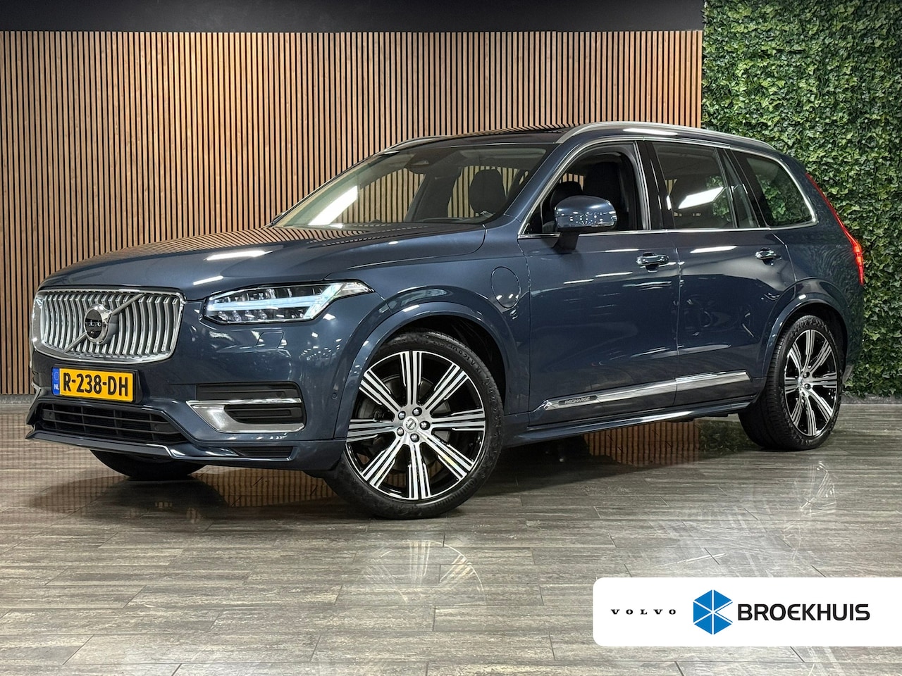 Volvo XC90 - T8 AWD Recharge Ultimate Bright Long Range | Full Option! | Bowers & Wilkins | Luchtvering - AutoWereld.nl