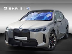 BMW iX - xDrive60 | M Sportpakket Pro | Bowers & Wilkins | Driving Assistant Professional | Panoram