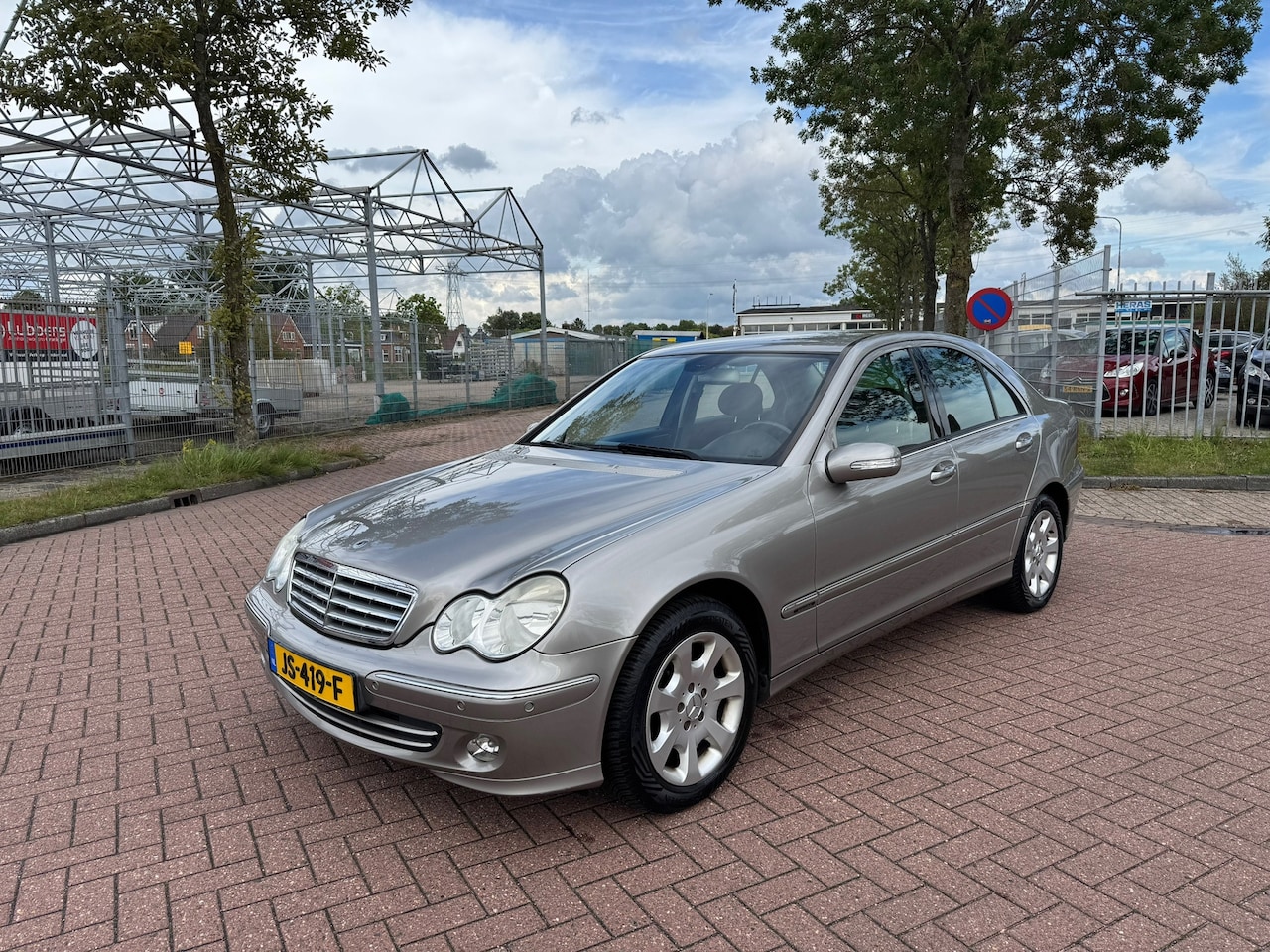Mercedes-Benz C-klasse - 180 K. Elegance automaat - AutoWereld.nl