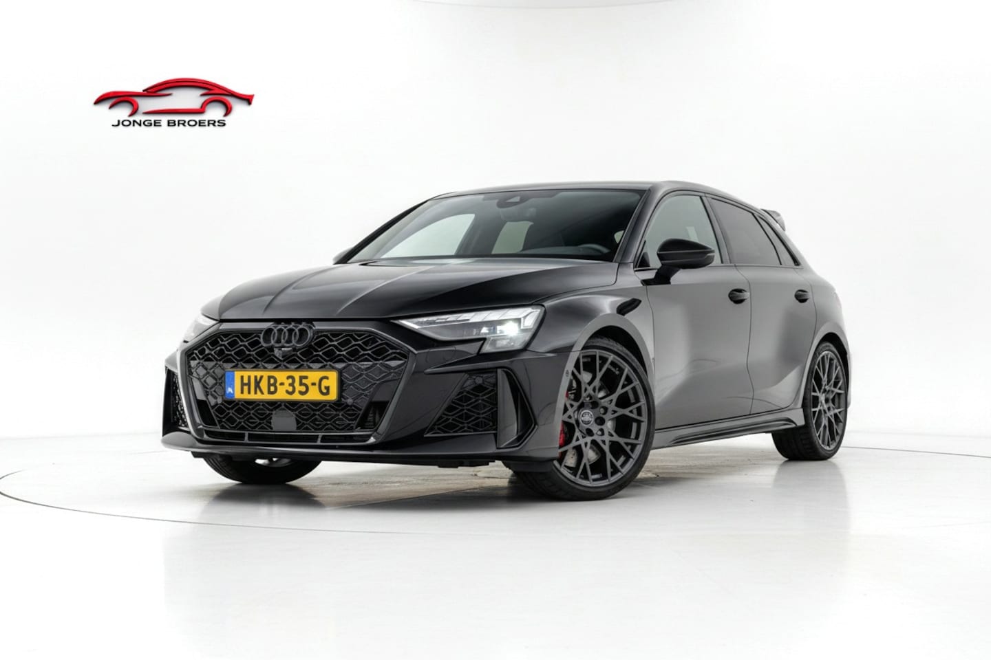 Audi A3 Sportback - 2.5 TFSI RS 3 quattro Pano/Schaalstoelen/Carbon/HuD - AutoWereld.nl