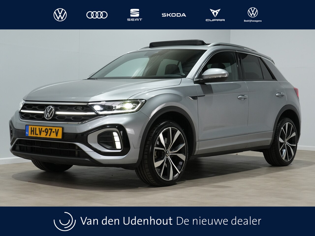 Volkswagen T-Roc - 1.5 TSI R-Line Edition | IQ.Light | Panorma | Keyless | Full-Link 54 - AutoWereld.nl