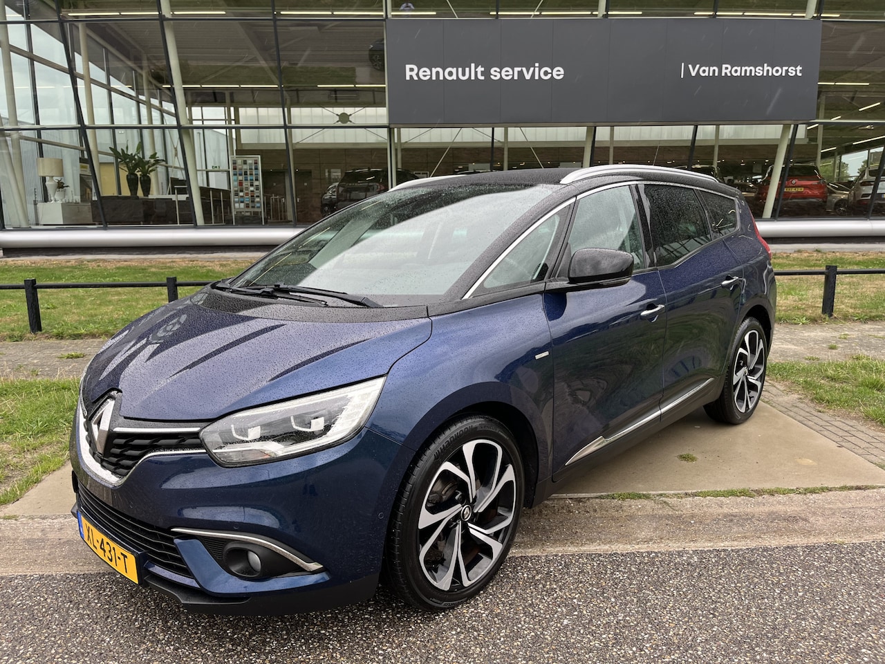 Renault Grand Scénic - 1.3 TCe 160PK Bose / Dealer onderhouden / Trehaak / Automaat / Bose / Camera / Dodehoek / - AutoWereld.nl