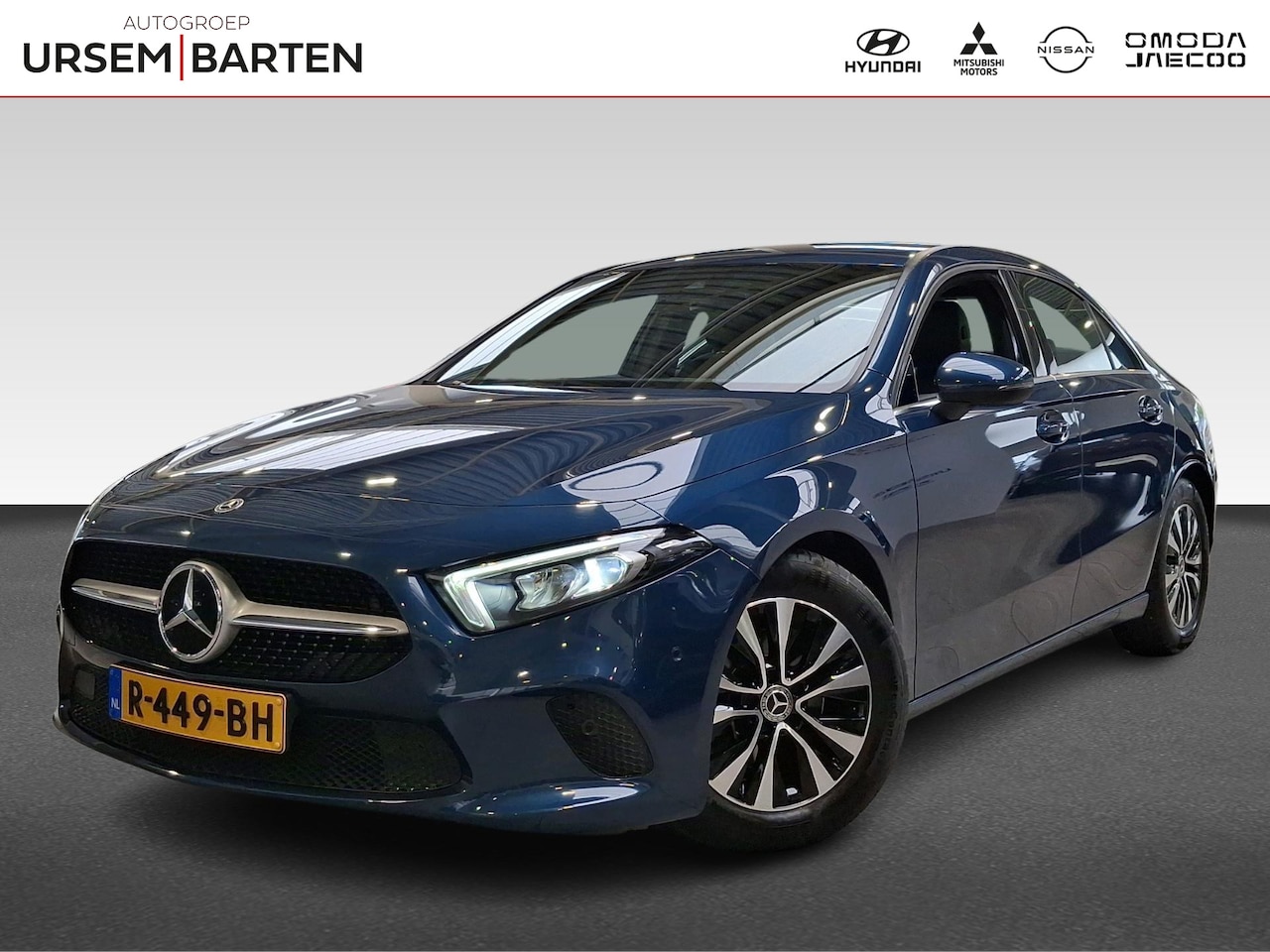 Mercedes-Benz A-klasse - 180 Business Solution AMG (Thermatic) | Elektrische Trekhaak - AutoWereld.nl