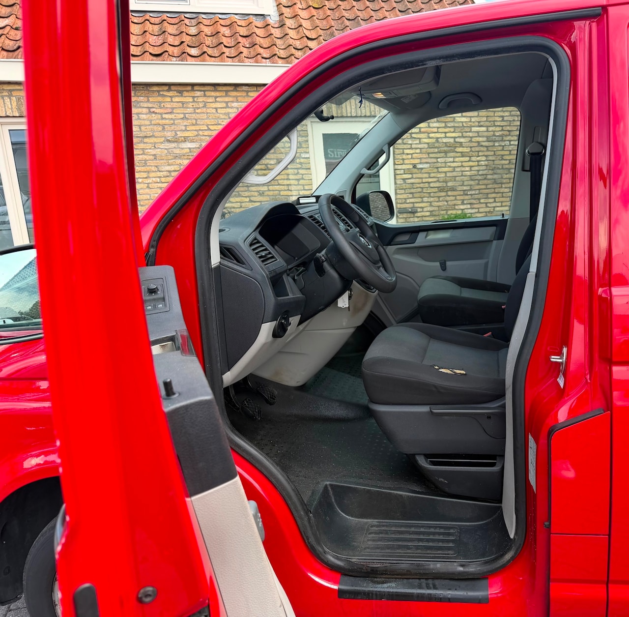 Volkswagen Transporter - 2.0 TDI L1H1 Comfortline Bj 2017 Koopje - AutoWereld.nl