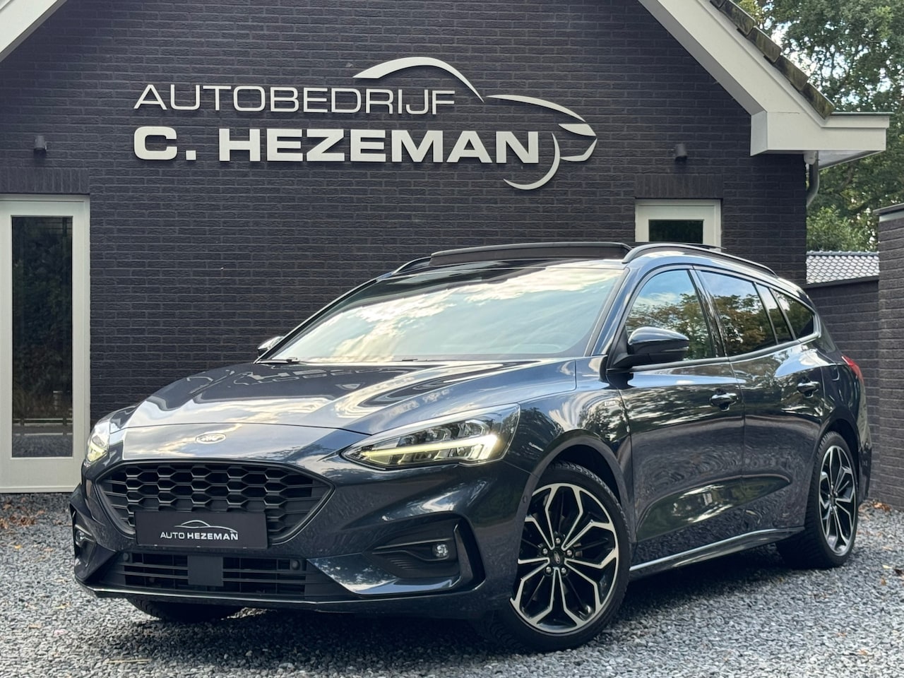 Ford Focus Wagon - 1.0 125PK ST Line Business 1E EIG Panoramadak FULLLED B&O 19" DealerOH Cruise - AutoWereld.nl