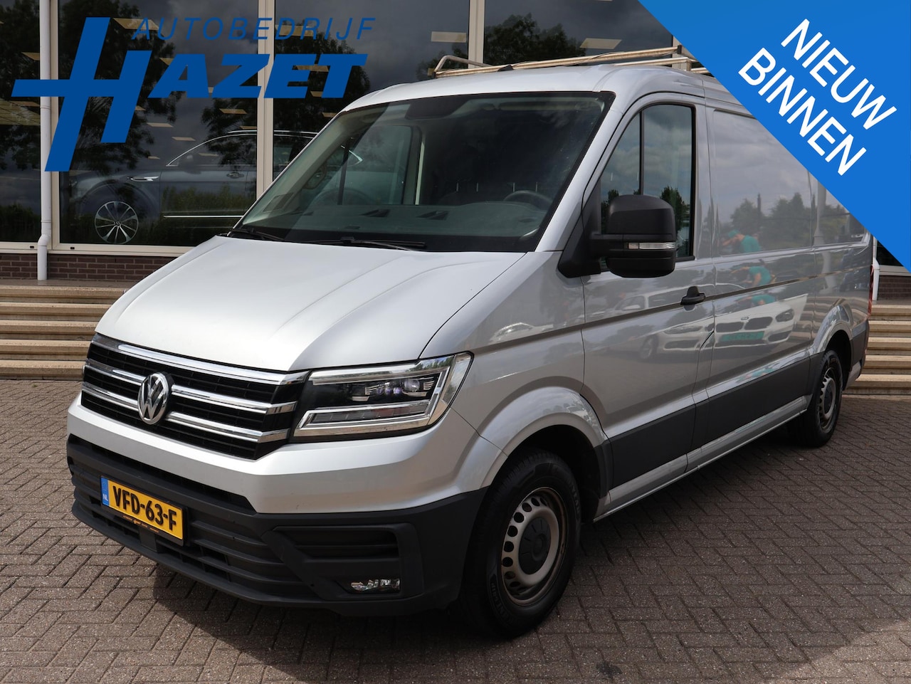 Volkswagen Crafter - 35 2.0TDI L3H2 177 PK AUT. + CAMERA | LED | TREKHAAK 3000 KG | IMPERIAAL | CARPLAY - AutoWereld.nl