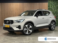 Volvo XC40 - B4 Plus Dark | Trekhaak | Harman Kardon | All Season banden | Bestuurdersstoel elektrisch