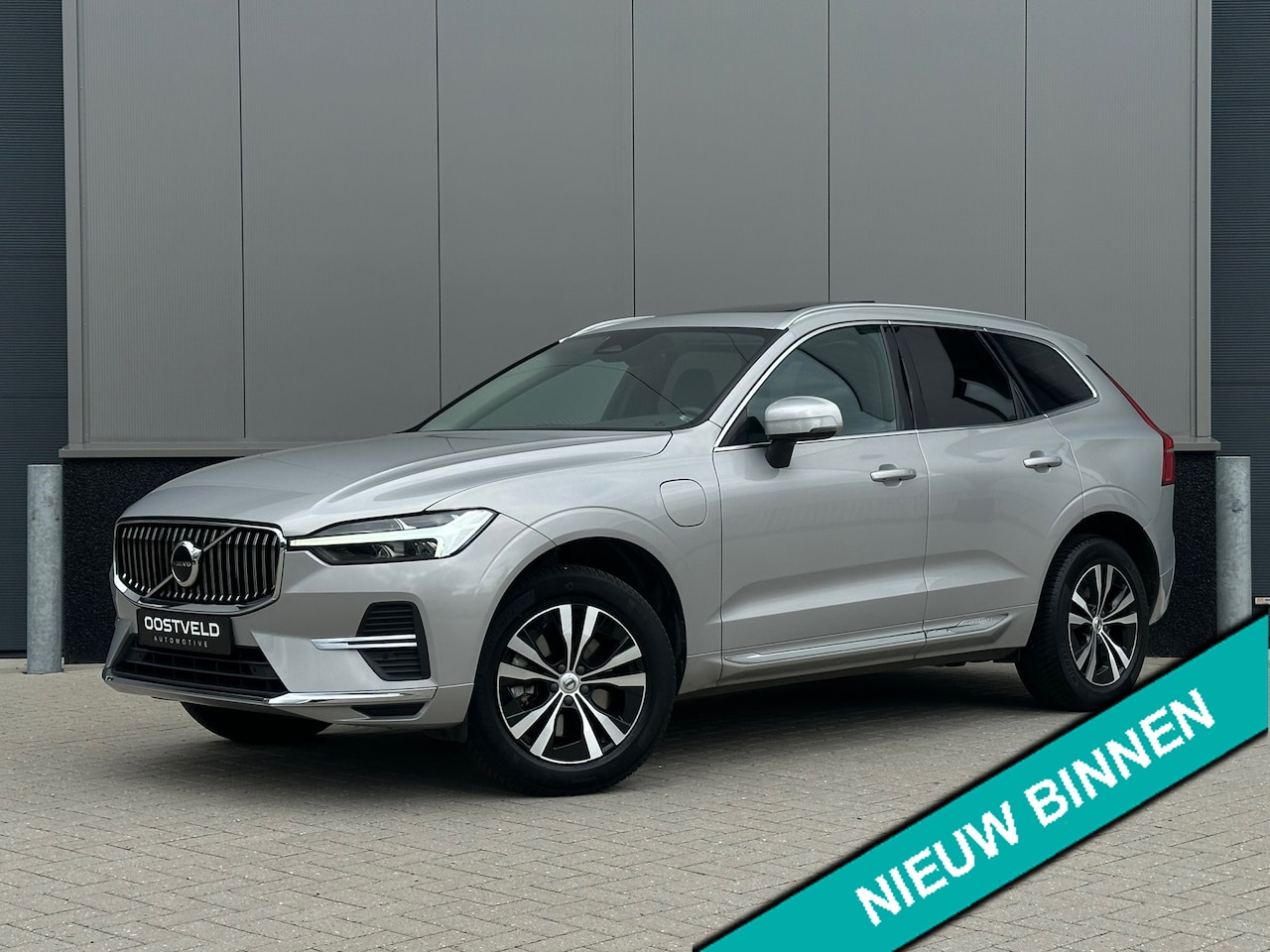 Volvo XC60 - 2.0 T6 Hybrid AWD |LONG RANGE|PANO|LEER|KEYLESS - AutoWereld.nl
