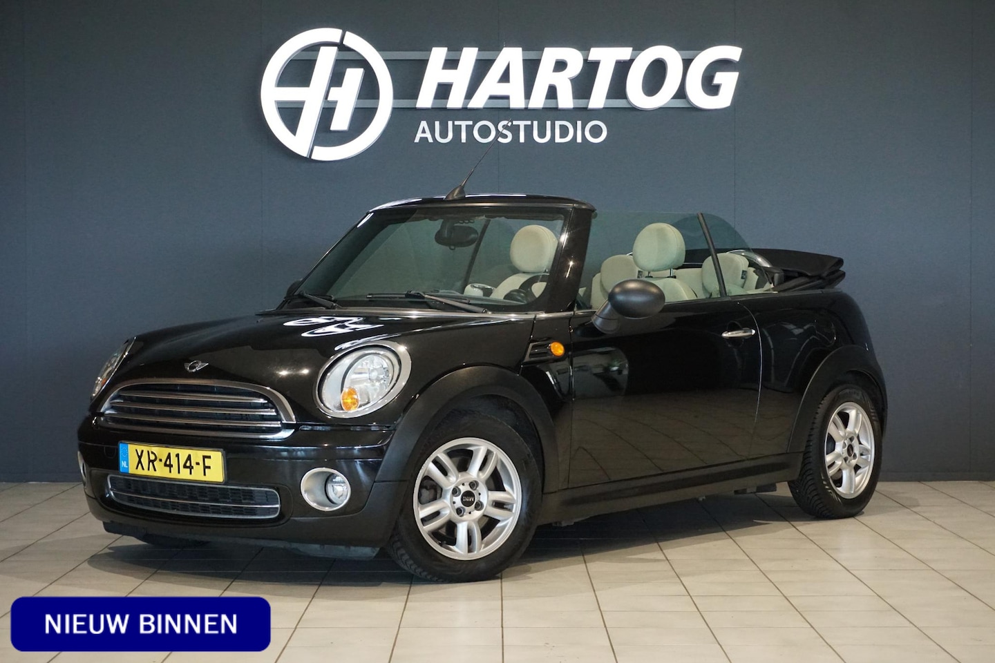 MINI Cabrio - 1.6 One Chili + LEDER / PDC - AutoWereld.nl