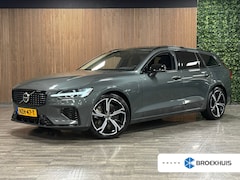 Volvo V60 - T6 AWD Recharge Ultra Dark | Trekhaak | 360 Camera | Schuifdak | Head-Up Display | Harman