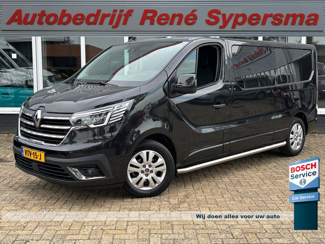 Renault Trafic - 2.0 dCi 170 PK T29 L2H1 DC Luxe | Automaat | Trekhaak | 6 Zitplaatsen | Achterruitrij Came - AutoWereld.nl