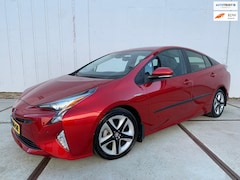Toyota Prius - 1.8 Hybrid Executive Clima - HUD - trekhaak - bluetooth - navi - camera - stoelverwarming
