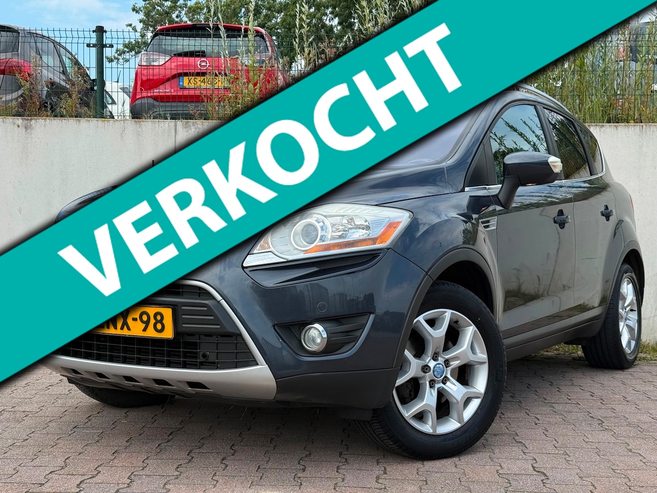 Ford Kuga - 2.5 20V Titanium/LPG/PANO/LEDER/NAVI/PDC V+A/DISTRIBUTIERIEM VERVANGEN/CLIMA/ - AutoWereld.nl