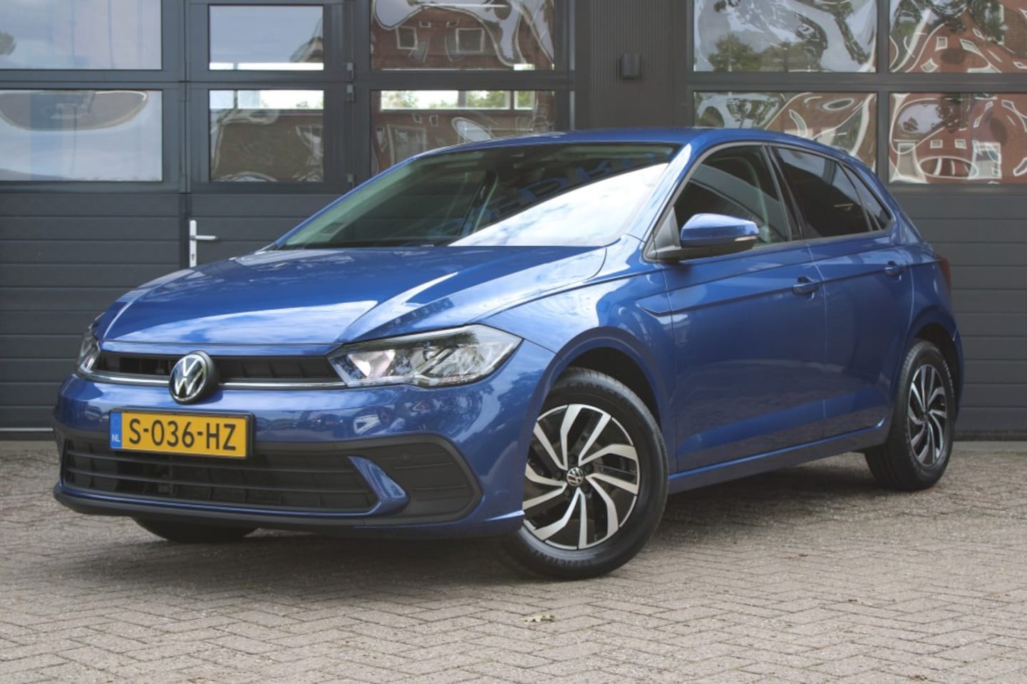 Volkswagen Polo - 1.0 TSI LIFE **NL-Auto**  Parkeersensoren v.a. / apple carplay  / android - AutoWereld.nl