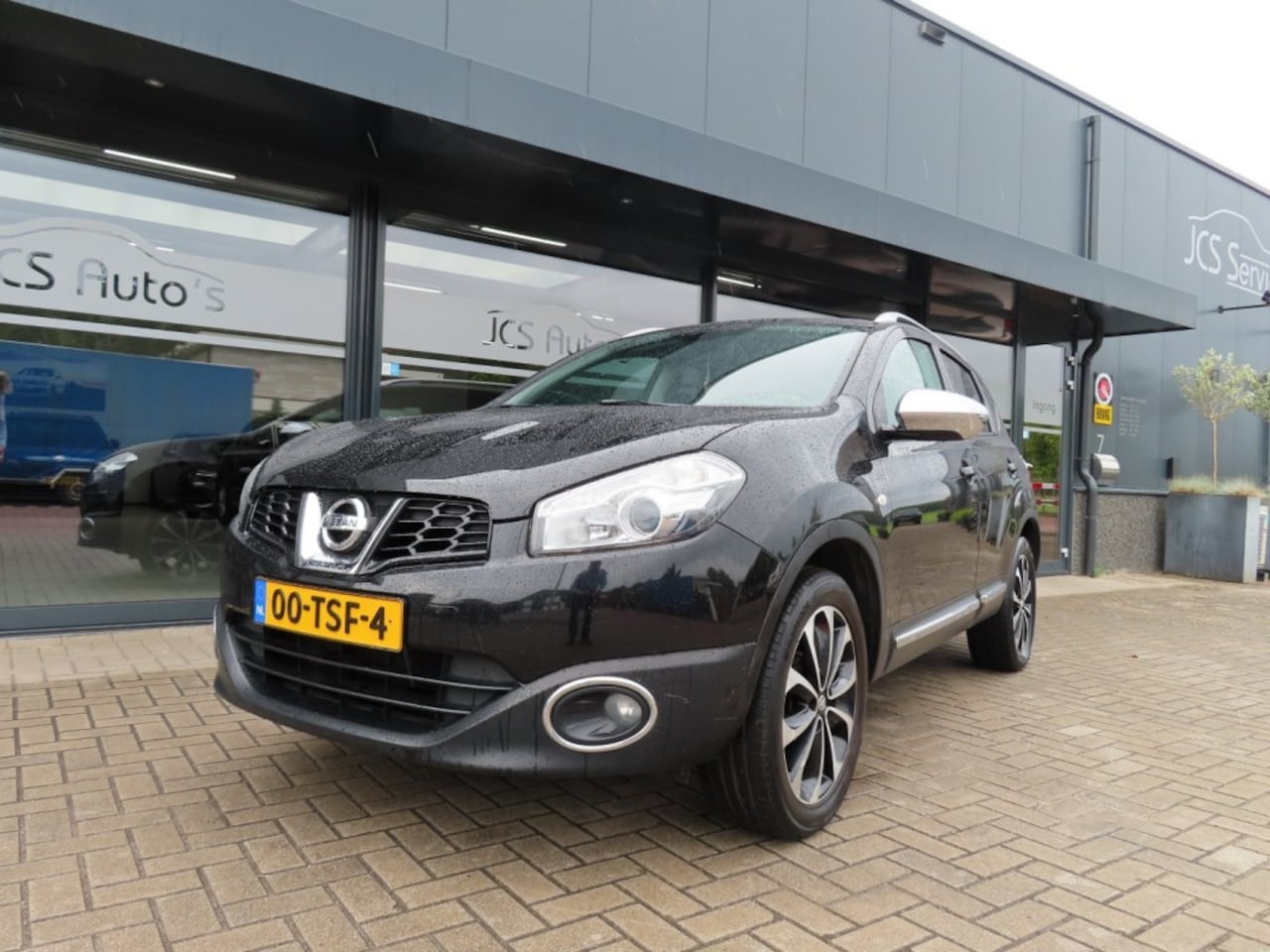 Nissan Qashqai - 1.6 Connect Ed. Ecc Cruise Navi Pano Trekhaak 2012 - AutoWereld.nl