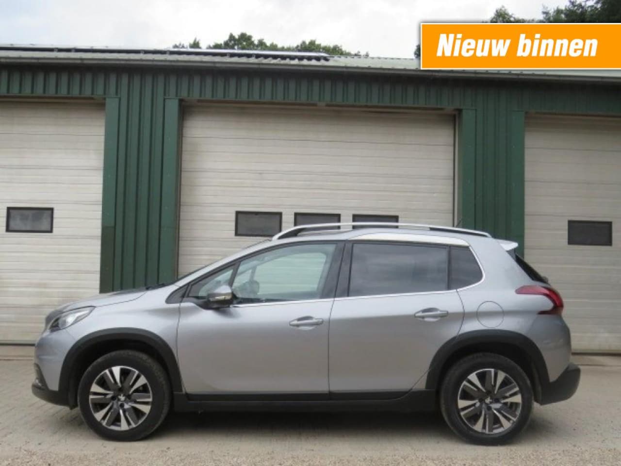 Peugeot 2008 - 1.2 PureTech Allure 1.2 PURETECH ALLURE - AutoWereld.nl