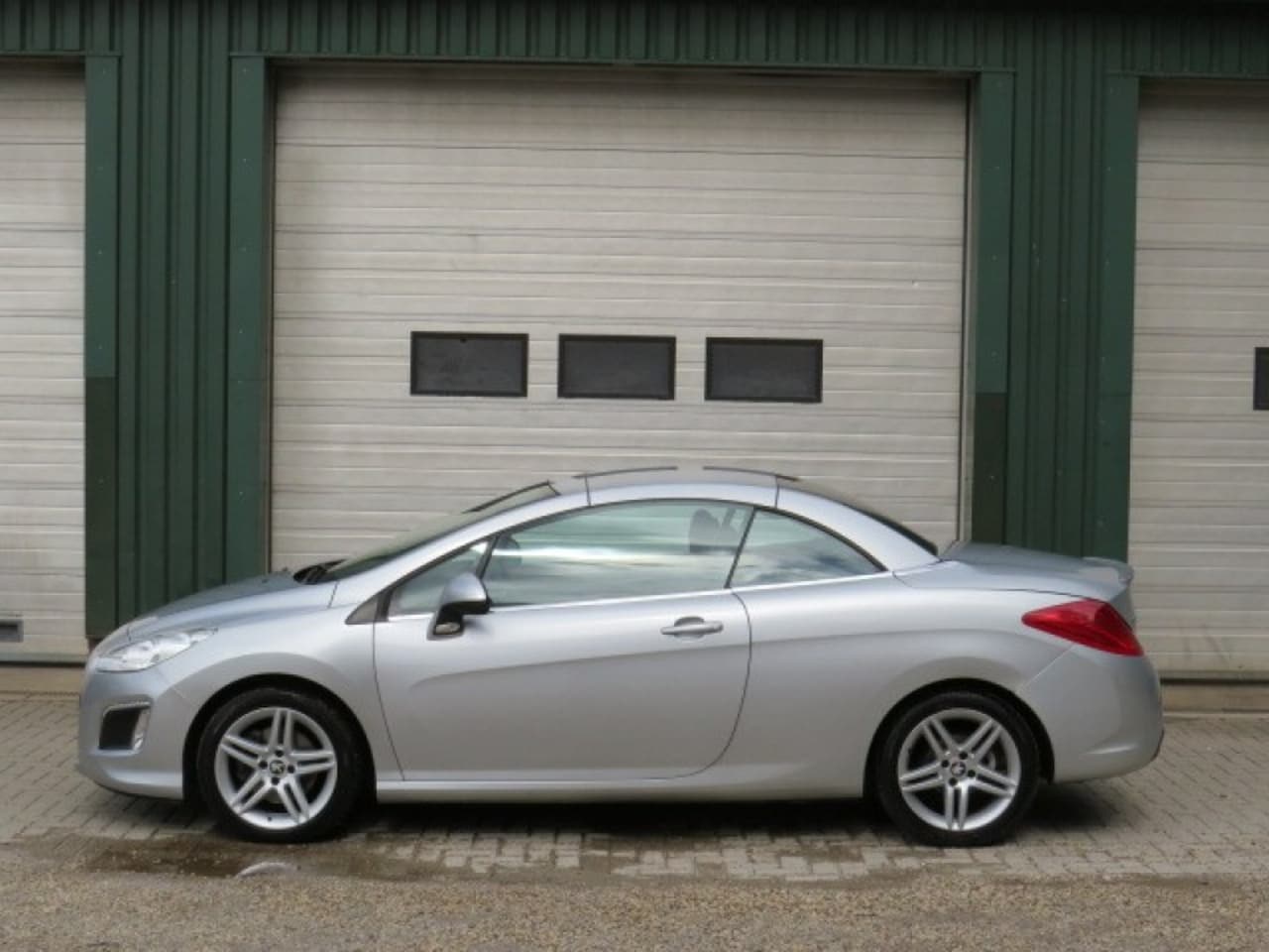 Peugeot 308 - 1.6 THP GRIFFE - AutoWereld.nl