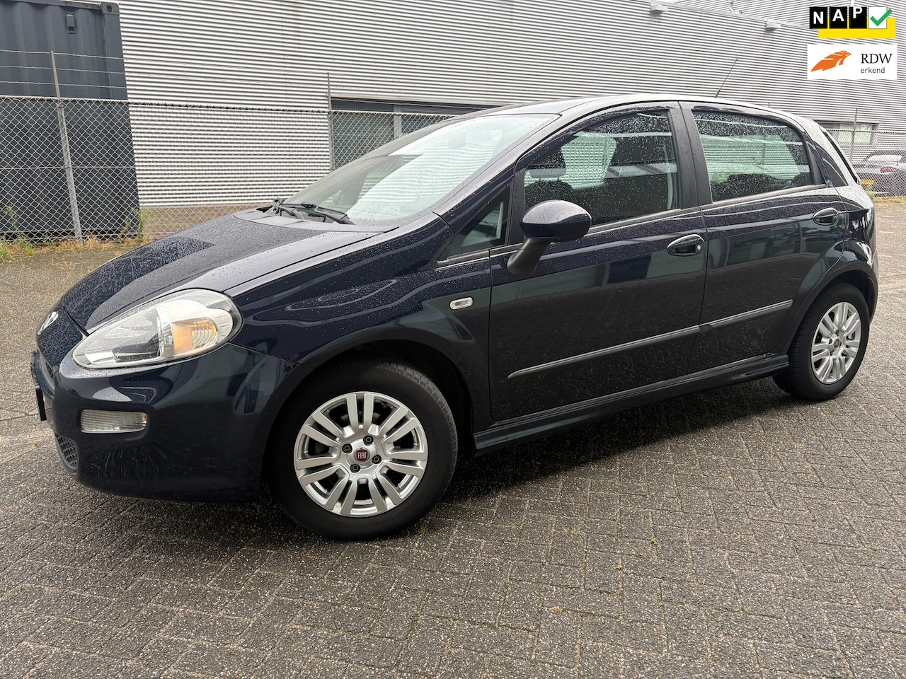 Fiat Punto Evo - 0.9 TwinAir Street AIRCO BJ 3-2014. APK 8-2027 - AutoWereld.nl