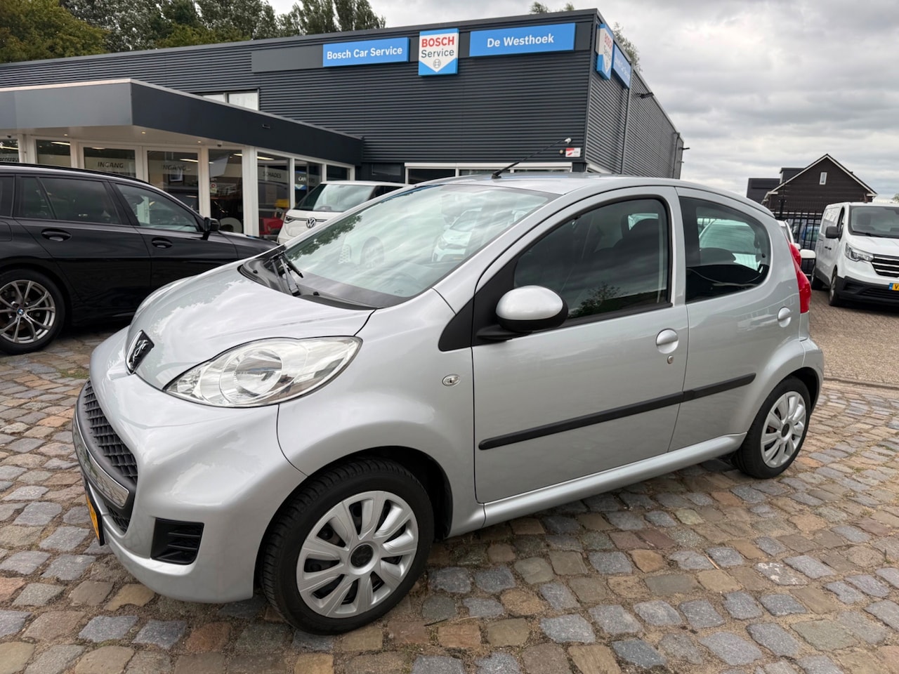 Peugeot 107 - 1.0-12V Sublime 1.0-12V Sublime - AutoWereld.nl