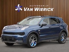 Lynk & Co 01 - 1.5 Plug-in Hybrid | Panoramadak | 360° Camera | Adapt Cruise